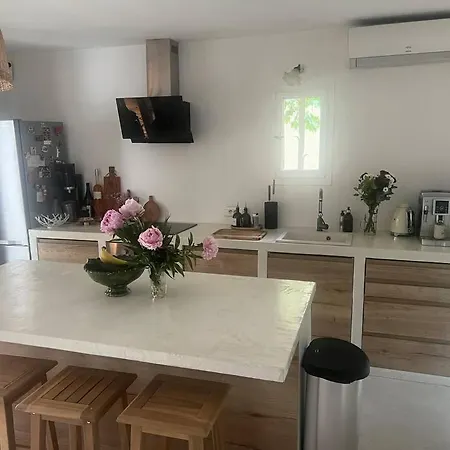 Grande Maison Apaisante Proche Centre Avec Parking L'Isle-sur-la-Sorgue